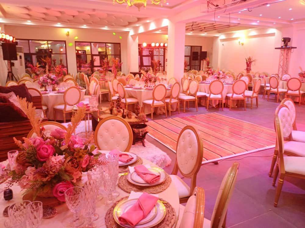 Cofe Hotel Yaoundé Eksteriør bilde