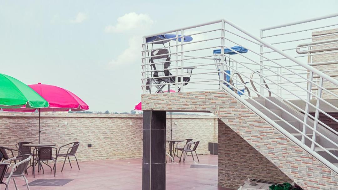 Cofe Hotel Yaoundé Eksteriør bilde