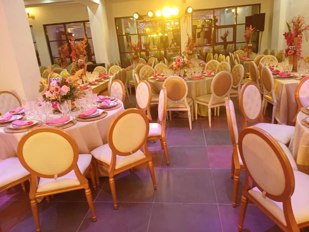 Cofe Hotel Yaoundé Eksteriør bilde