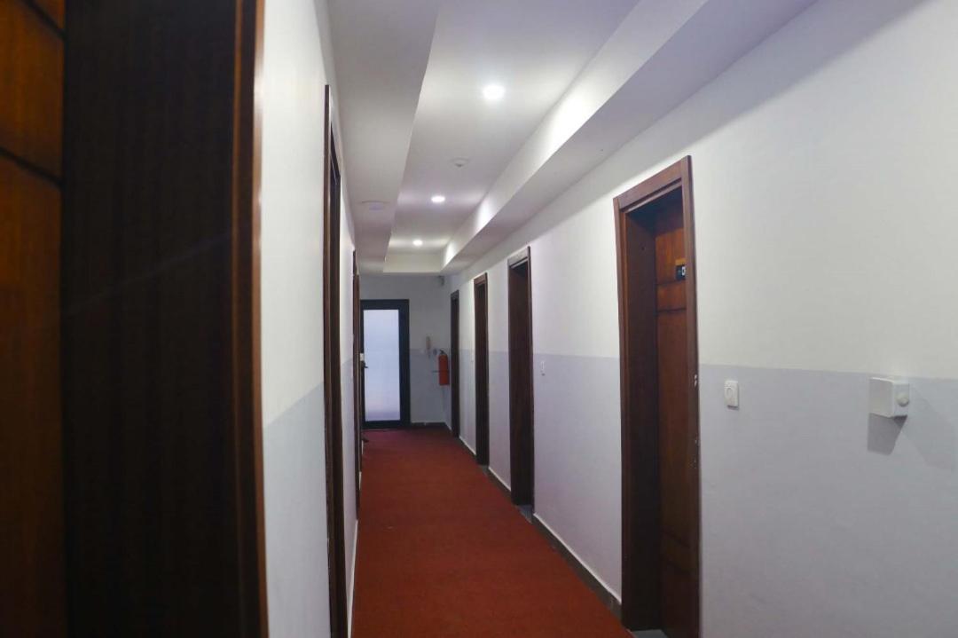 Cofe Hotel Yaoundé Eksteriør bilde